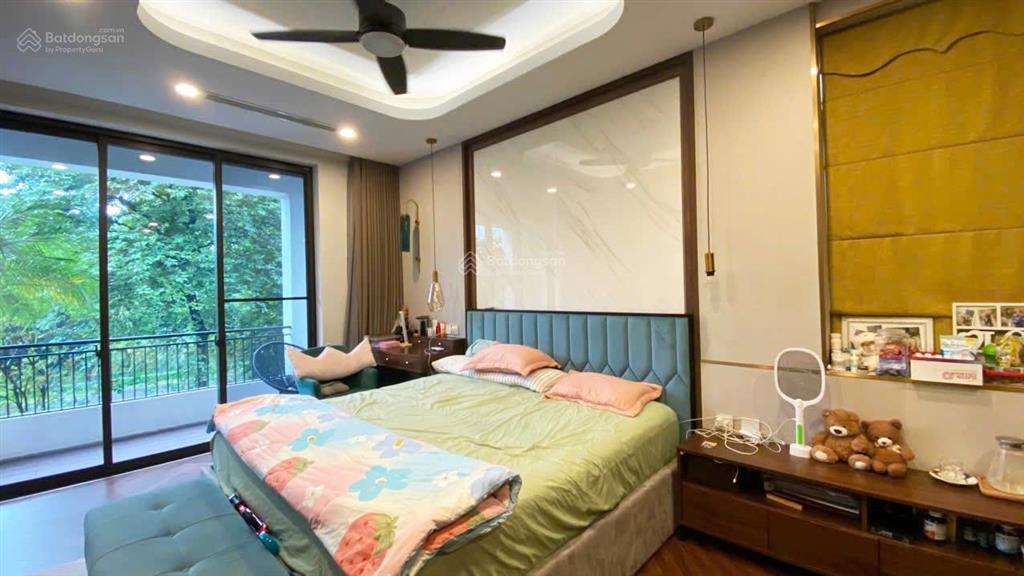 Bán biệt thự vip 230m2 có bể bơi và thang máy, tiện nghi như khách sạn tại ciputra