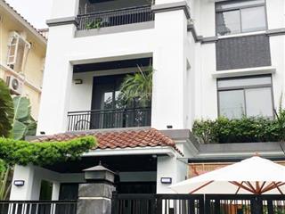 Bán biệt thự vip 230m2 có bể bơi và thang máy, tiện nghi như khách sạn tại ciputra
