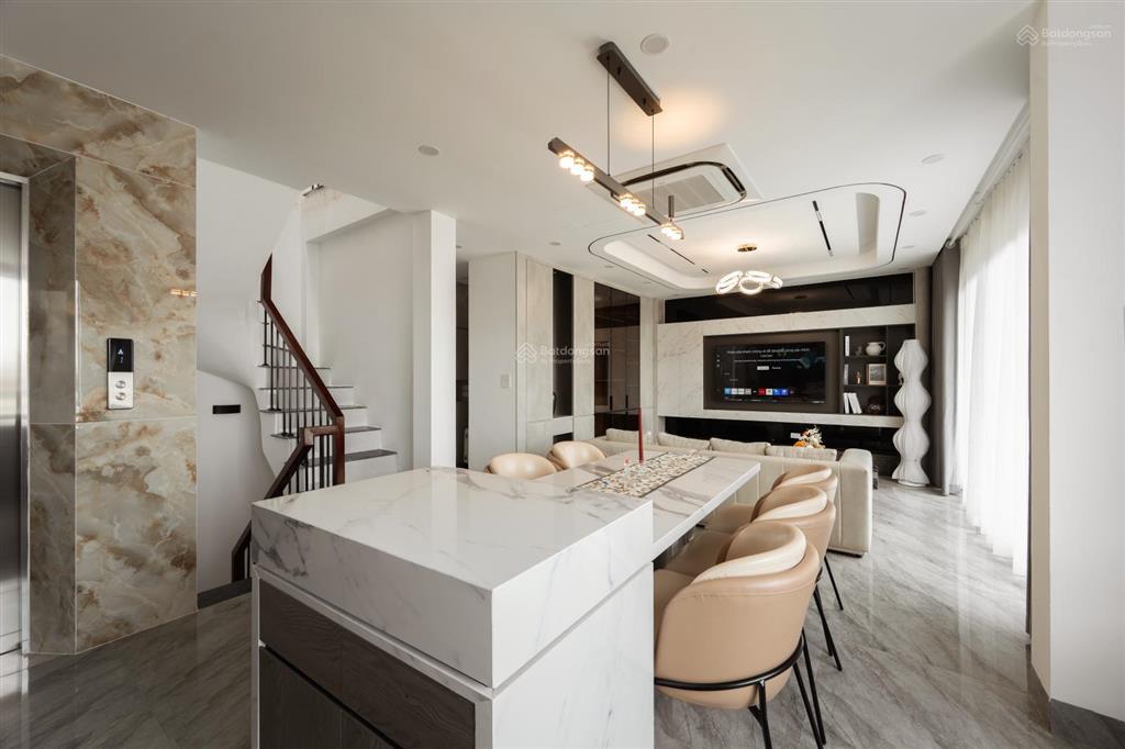 Cho thuê nr 4pn, 3wc, 50m2, tại ngọc thụy, long biên, hà nội, view đẹp, giá thỏa thuận