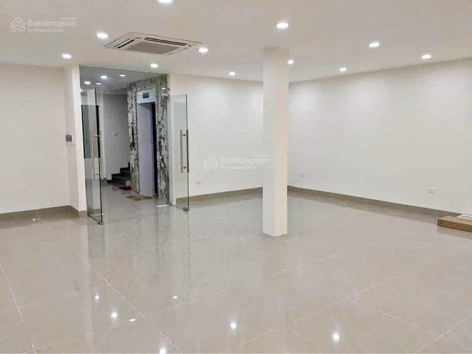 Cho thuê nhà mặt phố trần khát chân làm văn phòng hoặc kinh doanh  amy 0904 622 ***