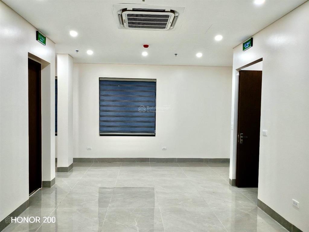 Cho thuê nhà mặt phố trần khát chân làm văn phòng hoặc kinh doanh  amy 0904 622 ***