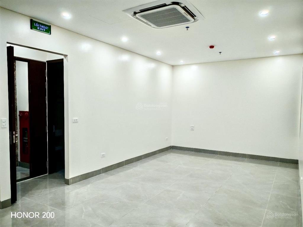 Cho thuê nhà mặt phố trần khát chân làm văn phòng hoặc kinh doanh  amy 0904 622 ***