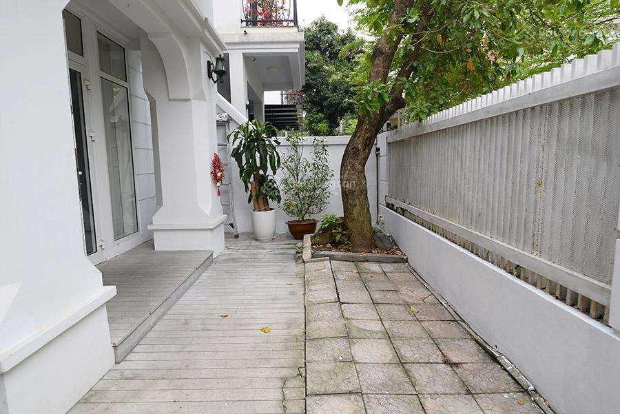 Bán biệt thự 4 phòng ngủ khu t ciputra  amy 0904 622 ***