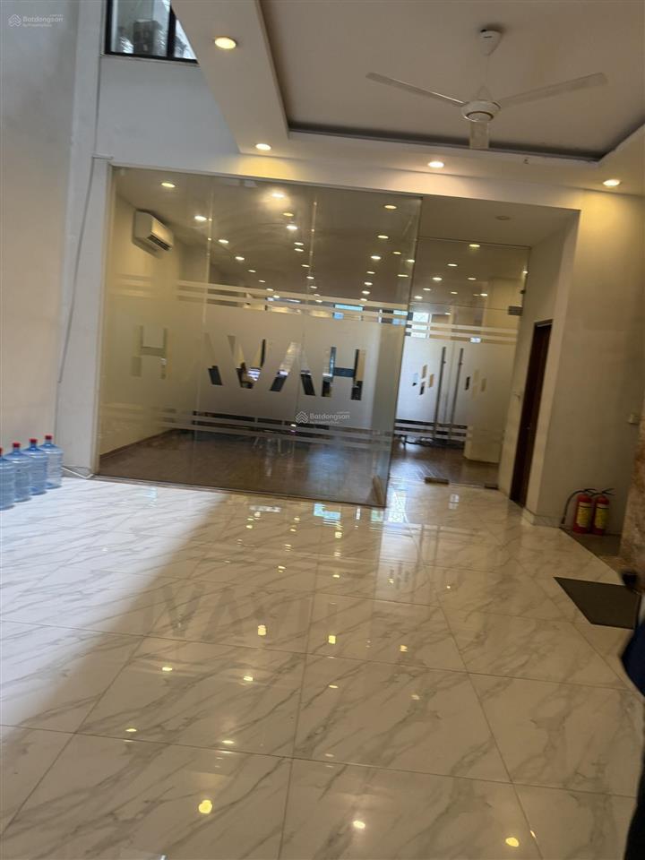Cho thuê mặt bằng, văn phòng khu tây hồ amy 0904 622 ***
