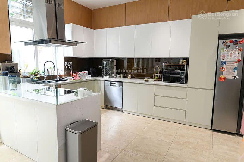 Cho thuê biệt thự đẹp, 180m2, giá thỏa thuận tại phú thượng, quận tây hồ, hà nội
