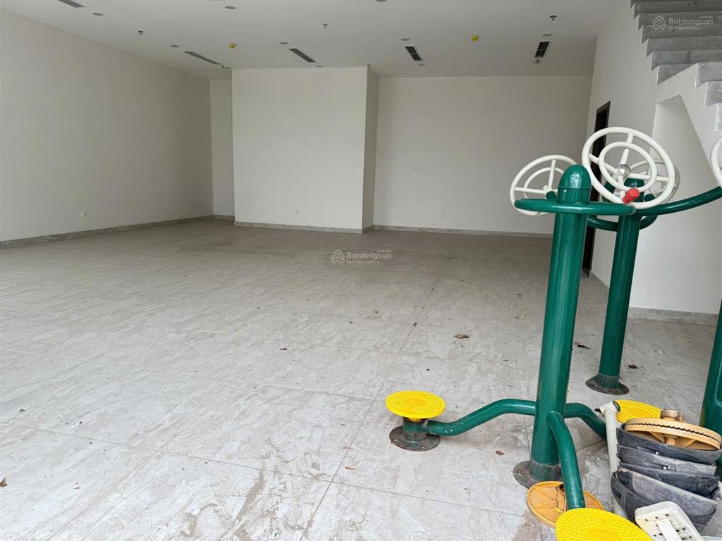 Cho thuê chân đế chung cư shop house r3 sunshine riverside,  amy 0904 622 ***
