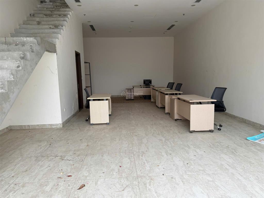 Cho thuê chân đế chung cư shop house r3 sunshine riverside,  amy 0904 622 ***