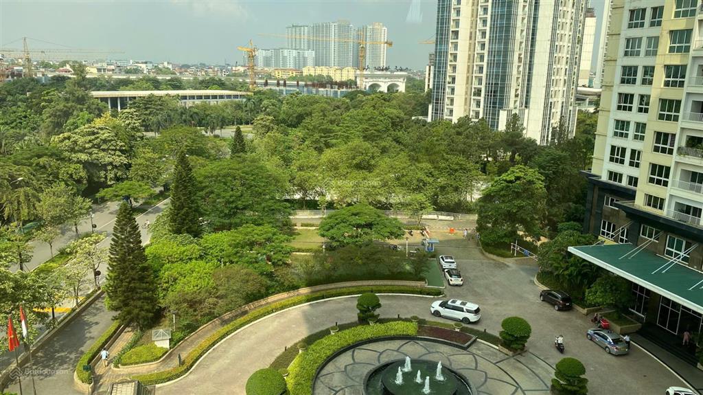 Bán căn hộ chung cư giá tốt toà p1 p2 ciputra hà nội