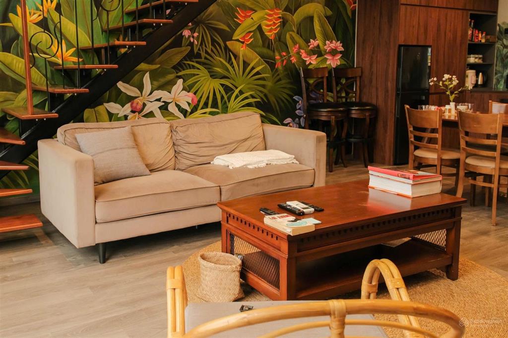 Bán căn hộ dịch vụ trong tòa nhà pentstudio tây hồ hà nội