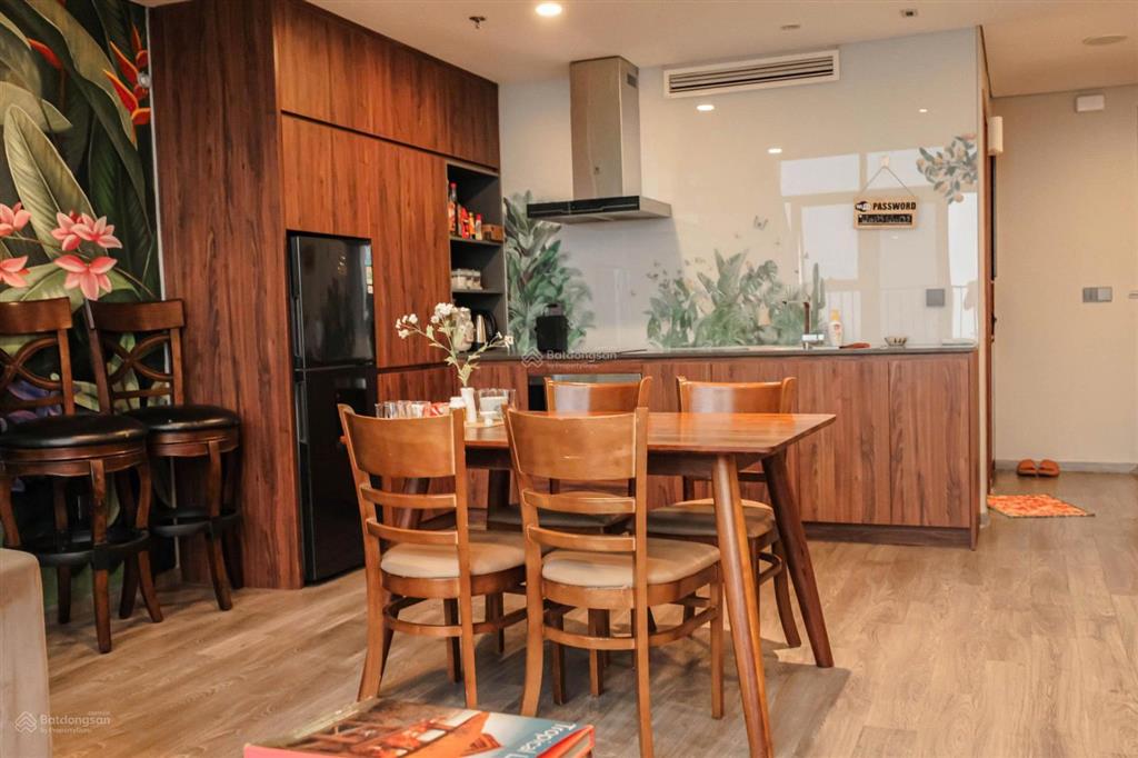 Bán căn hộ dịch vụ trong tòa nhà pentstudio tây hồ hà nội