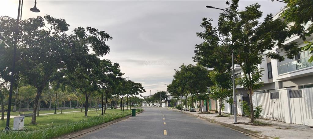 Biệt thự view biển và công viên nhà hoàn thiện kđt tây bắc  rạch giá, e phúc nhận ký gửi nhà đất