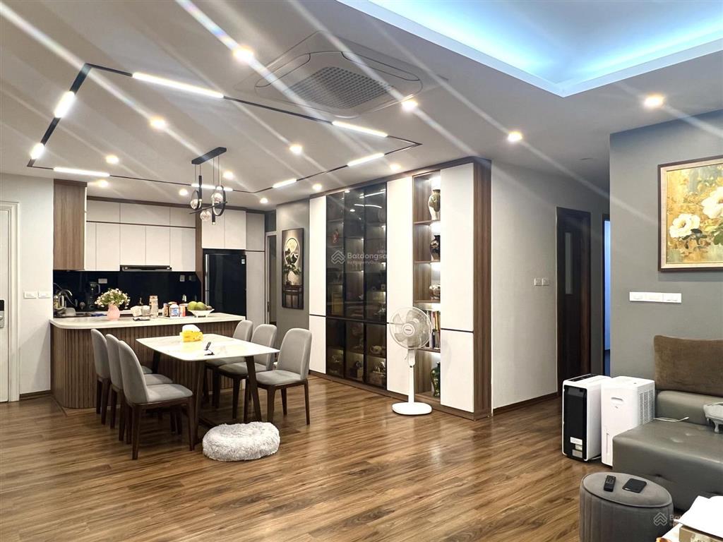 Bán căn hộ 3pn, diện tích 153m2 flc landmark tower, từ liêm