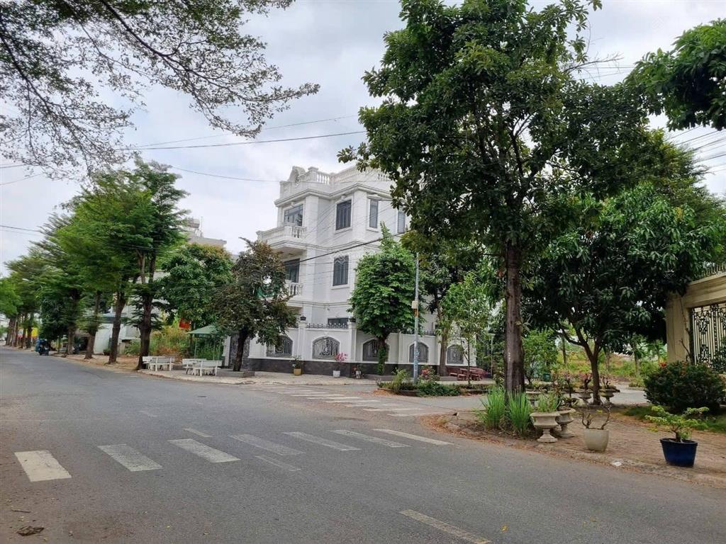 Đất nền biệt thự hướng tây nam