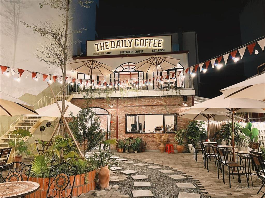 Cho thuê nhà mặt tiền đường đặng thị nhu, quận 1. dt 6x15m. trệt lầu, dtsd 180m2