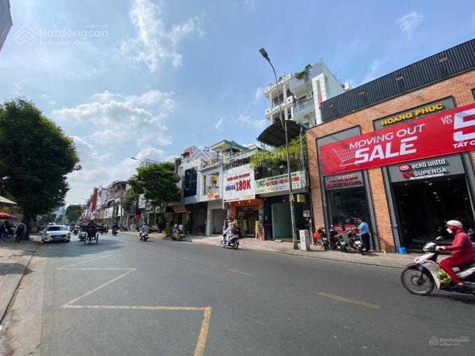 Cho thuê nhà mặt tiền đường lê văn sỹ, phường 14, quận 3. dt 15x20m. trệt lầu. dtsd 600m2