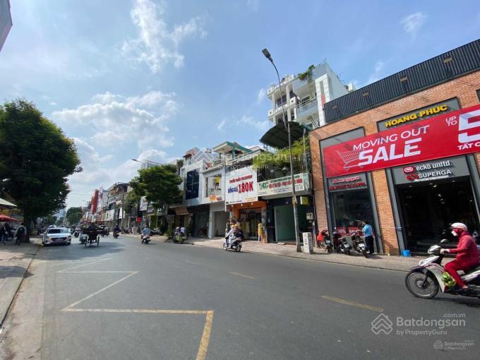 Cho thuê nhà mặt tiền đường lê văn sỹ, phường 14, quận 3. dt 15x20m. trệt lầu. dtsd 600m2