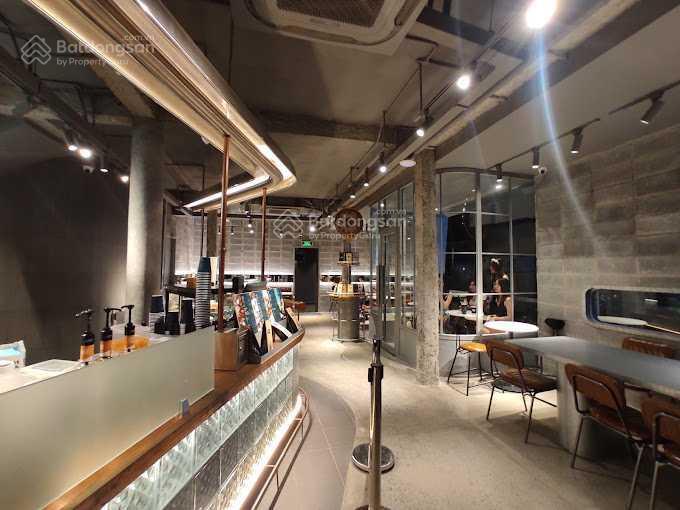 Cho thuê nhà mặt tiền số 130 nguyễn gia trí, bình thạnh, dt 5x22m, 1 trệt 2 lầu, dtsd 330m2