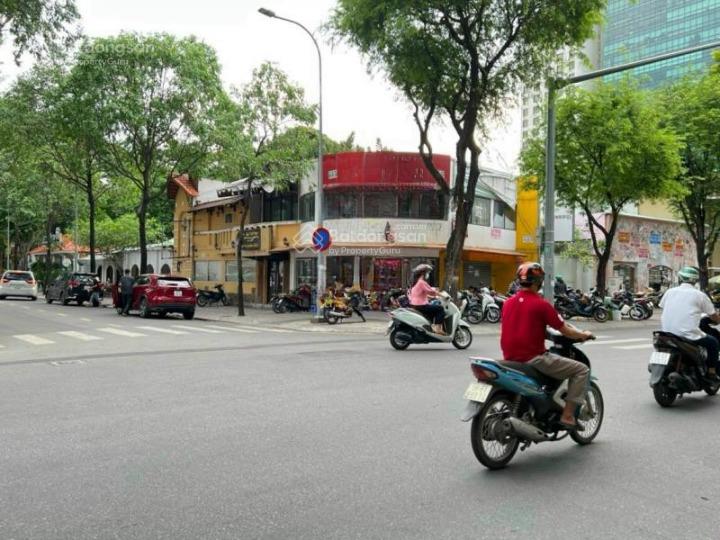 Siêu vip  góc 2mt đường hai bà trưng, phường bến nghé, quận 1. dt 50x20m. trệt. dtsd 1.200m2