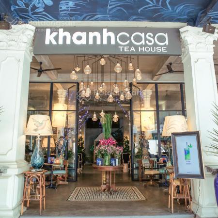 Cho thuê nhà mặt tiền đường đồng khởi, phường bến nghé, quận 1. dt 10x40m. 1 trệt. dtsd 400m2