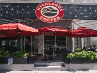Cho thuê nhà mặt tiền đường phạm ngũ lão, quận 1. dt 10x30m trệt lầu, dtsd 600m2