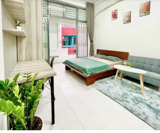 Cho thuê nhà mặt tiền đường nguyễn văn thủ, quận 1. dt 12x30m. 1 trệt 2 lầu. dtsd 1.100m2