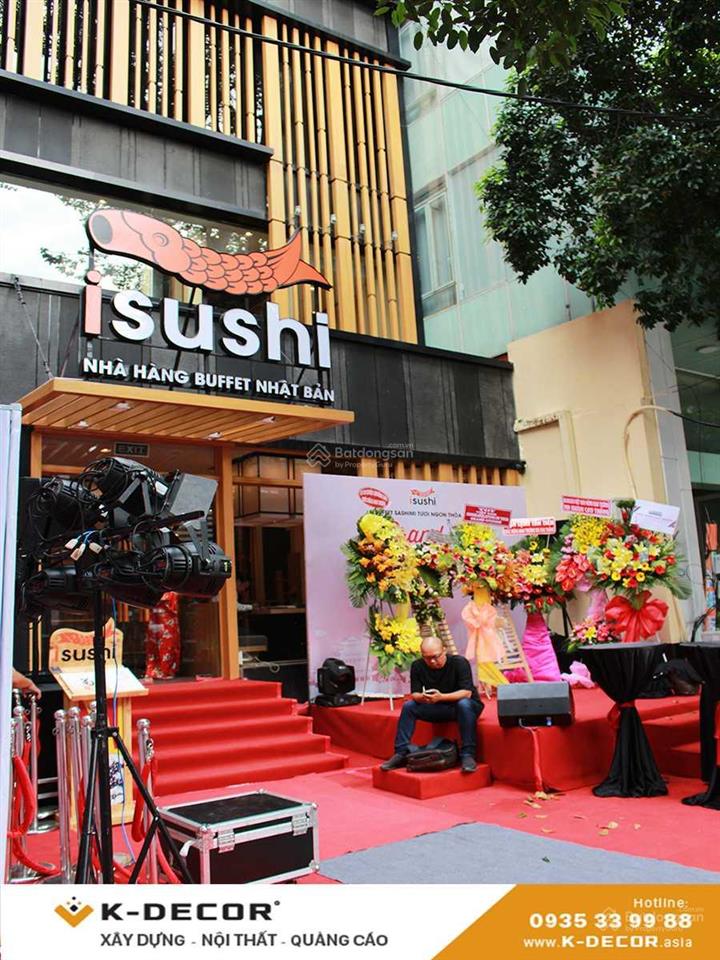 Cho thuê nhà mặt tiền đường hai bà trưng, quận 1. dt 20x30m. trệt 2 lầu. dtsd 1.800m2
