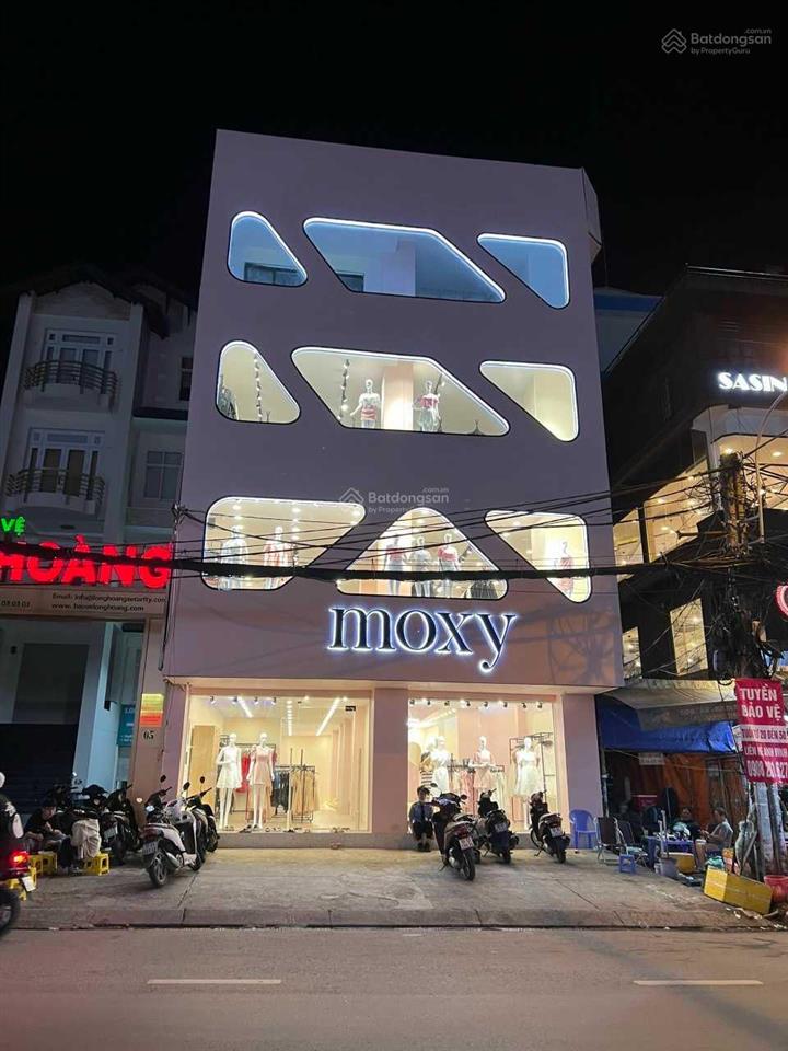Cho thuê góc 2mt số 7  9 nguyễn gia trí, quận bình thạnh, dt 8.3x20m, 1 trệt 3 lầu, dtsd 664m2