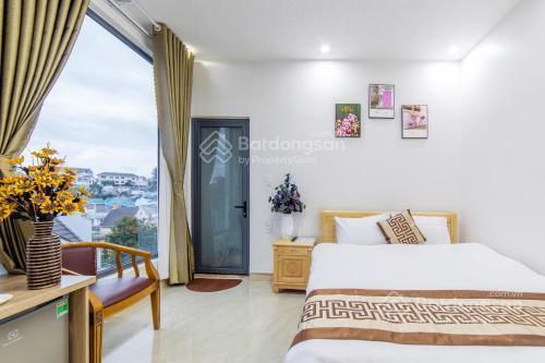 Cho thuê nhà mt đường mạc đĩnh chi, phường đa kao, quận 1. dt 30x40m. trệt 2 lầu. dtsd 3.600m2