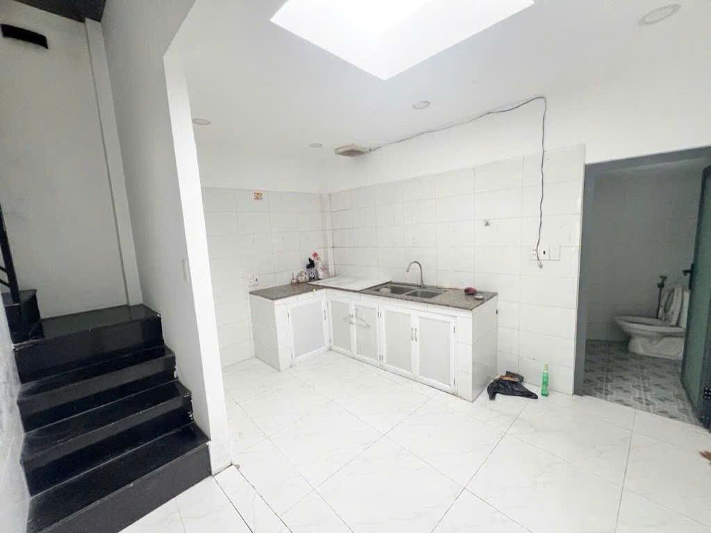 Bán nhà 790/ Hương Lộ 2, BTĐA, Bình Tân - DT thực tế 4x16m - 2 tầng - HXH - 4.8 tỷ(TL)