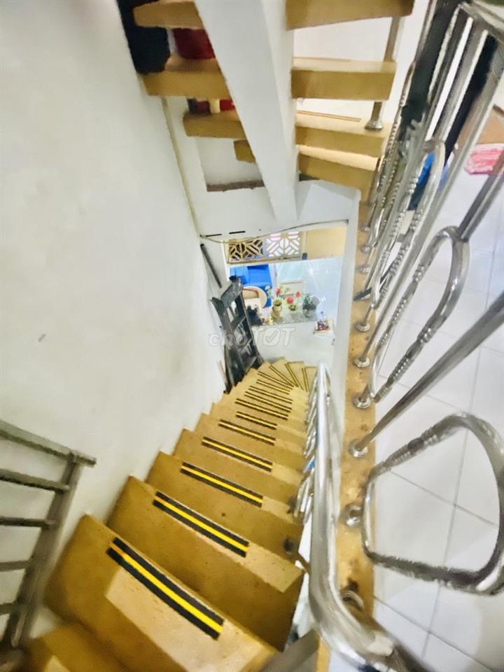 MTKDĐội Cung P11 Q11 - 3 tầng diện tích 42m2 Giá ngợp 5,4 tỷ