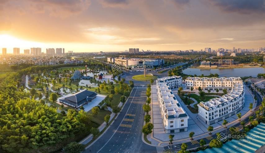 Mở bán lô shop tmdv phân khu the park view boutique  vinhomes smart city  đối diện vincom