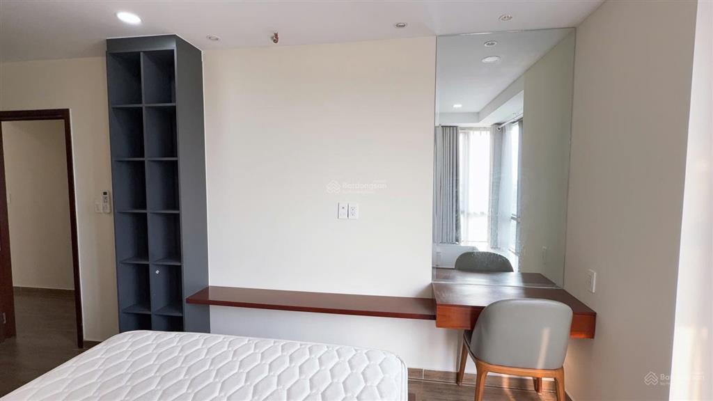 Bán căn hộ hưng phúc, dt 97m2, 3pn 2wc, có ô xe, sổ sẵn, giá 9,95 tỷ, 97m2, view biệt thự.