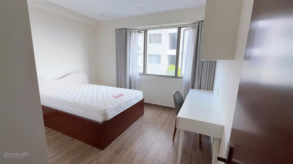 Bán căn hộ hưng phúc, dt 97m2, 3pn 2wc, có ô xe, sổ sẵn, giá 9,95 tỷ, 97m2, view biệt thự.