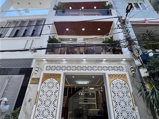 Nhà phố q7, nhà ngang 5m, hẻm xe hơi thông 2 đầu, 1 trệt 2 lầu, full nt, giá 10,6 tỷ.