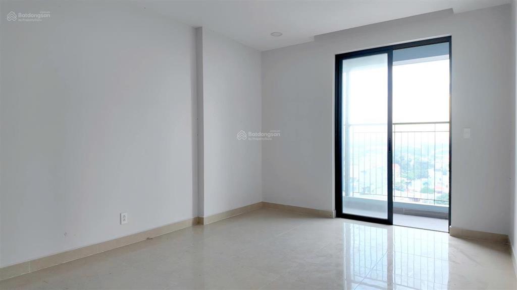 Bán căn hộ chung cư phúc đạt tower, 2,85 tỷ, 70m2 đã bao gồm hết thuế phí sang