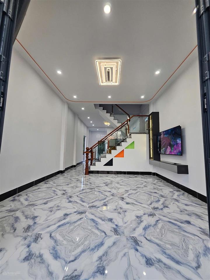Cần bán căn nhà 1trệt 1lầu 125m2 đã hoàn công xã thái mỹcủ chi, sát bên kcn linh trung 3