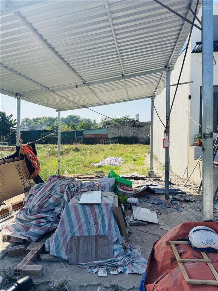 Chính chủ cần bán lô đất thổ cư 130m2 sát bên khu công nghiệp tây bắc, cách trung tâm thị trấn 2km