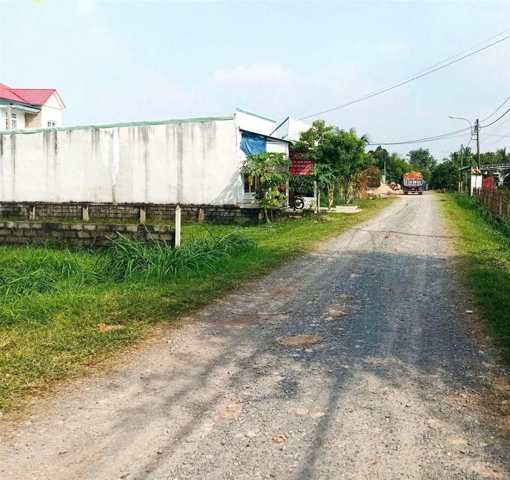 Chủ ngộp cần bán lô đất thổ cư gần trường dạy lái xe, tỉnh lộ 2 vào 500m xã phước vĩnh an