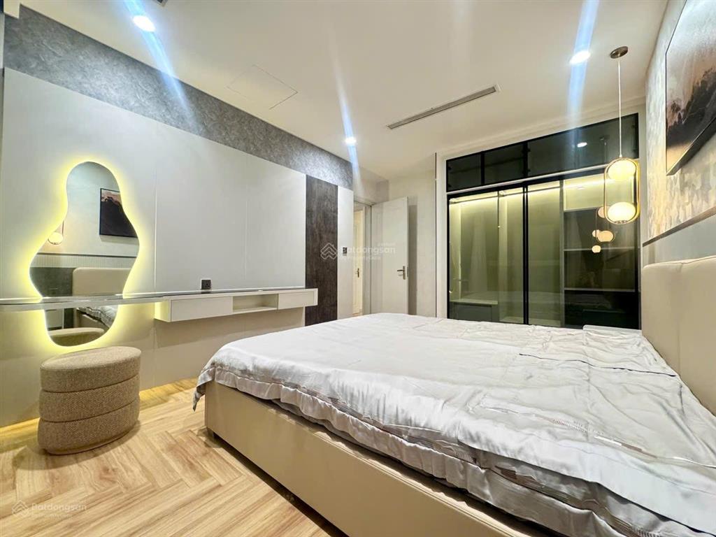 Nắm 99% giỏ hàng bán vinhomes central park từ 1pn=6 tỷ 2pn=từ 8,9 tỷ 3pn = 13,5 tỷ 4pn = 18,5 tỷ