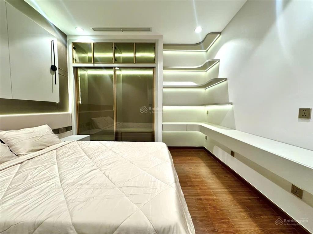 Chuyên 98% giỏ hàng bán vinhomes tân cảng rẻ nhất từ 1pn=6 tỷ, 2pn=8.5 tỷ, 3pn=14 tỷ, 4pn=18 tỷ
