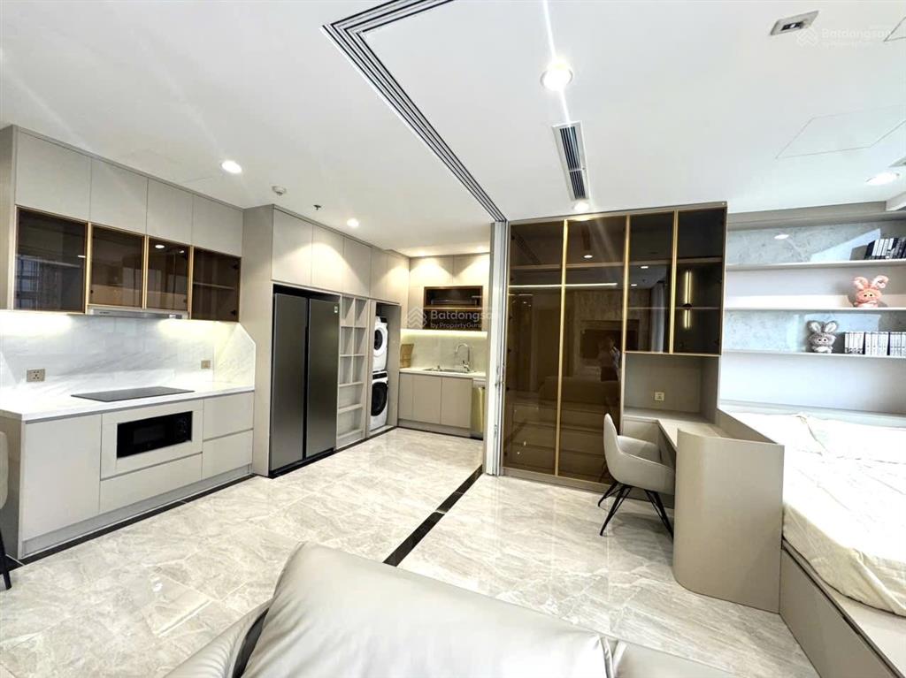 Chuyên 98% giỏ hàng bán vinhomes tân cảng rẻ nhất từ 1pn=6 tỷ, 2pn=8.5 tỷ, 3pn=14 tỷ, 4pn=18 tỷ