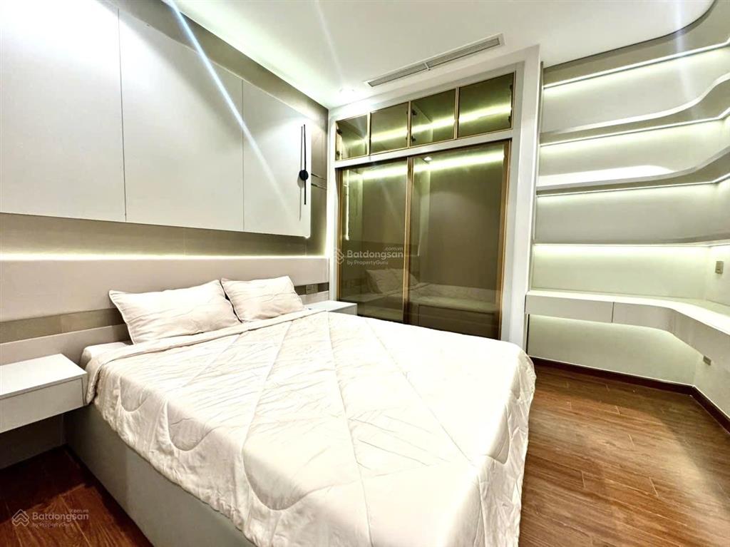 Chuyên 98% giỏ hàng bán vinhomes tân cảng rẻ nhất từ 1pn=6 tỷ, 2pn=8.5 tỷ, 3pn=14 tỷ, 4pn=18 tỷ