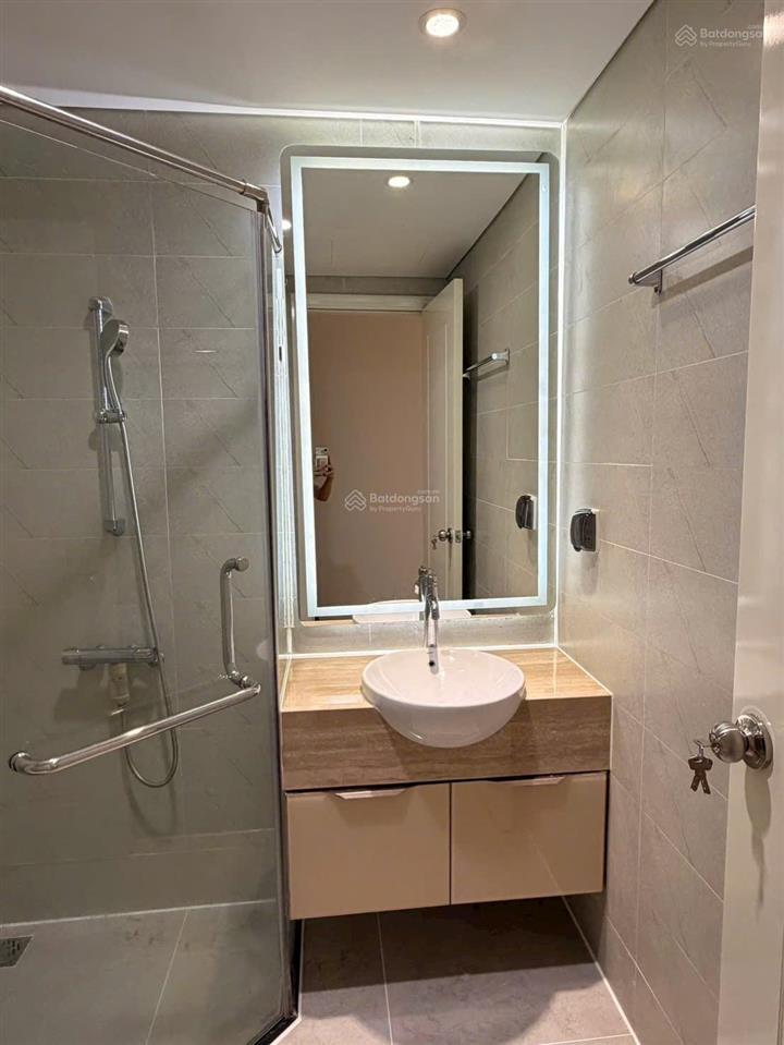 Siêu hot bán căn hộ 2pn tại vinhomes central park, 8,6 tỷ, 82m2 . 0936 021 ***