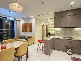 Bán cc 2pn vinhomes central park nhà đẹp giá 10 tỷ 82m2, sẵn dòng tiền cho thuê 26 triệu 0936 021 ***
