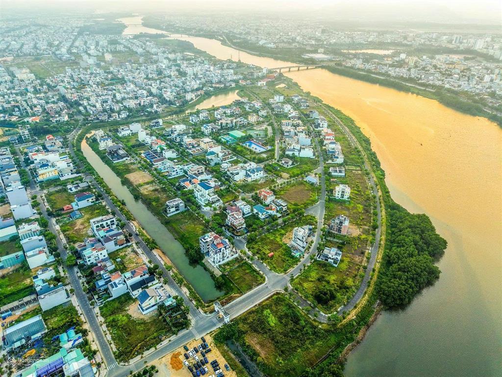 Siêu phẩm góc 2 mặt tiền euro villa 2  view kênh sinh thái  giới doanh nhân săn đón để xây tổ ấm