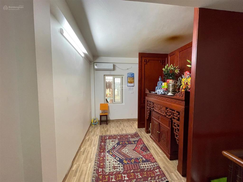 Nhà phân lô 5 tầng 32m2, 7,5 tỷ, trung tâm ngã tư vĩnh hưng  lĩnh nam  ô tô đỗ cổng  tặng nt