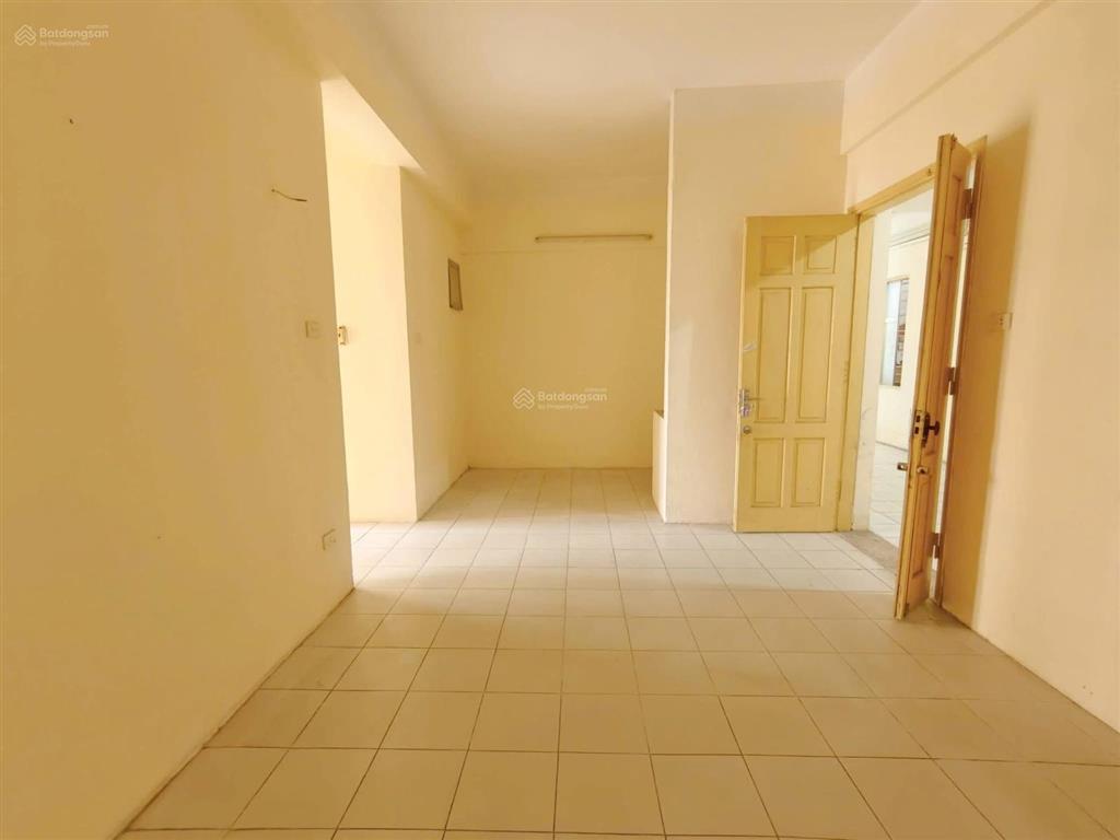 Bán căn hộ tòa no6 trần đăng ninh trung tâm cầu giấy  dt55m2 x 2 ngủ  nhỉnh 4 tỷ.