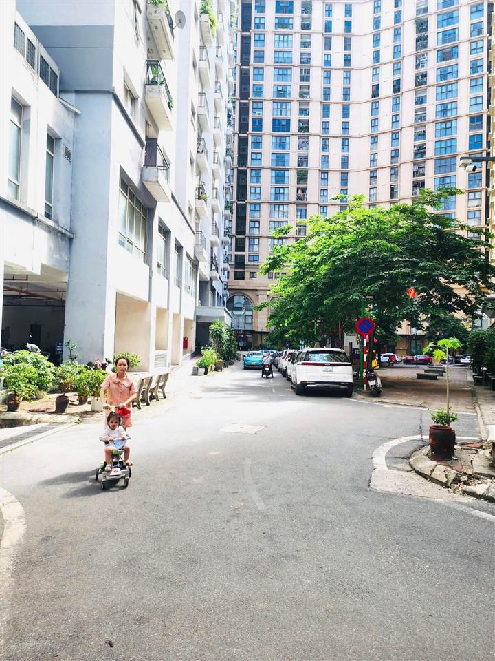 Bán căn hộ tòa ct2b ngõ 34 hoàng cầu 64m2 x 2 ngủ giá 5.9 tỷ đống đa.