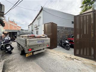 Bán nhà 3 tầng kiệt oto tô hiệu, thiết kế sân vườn thoáng mát