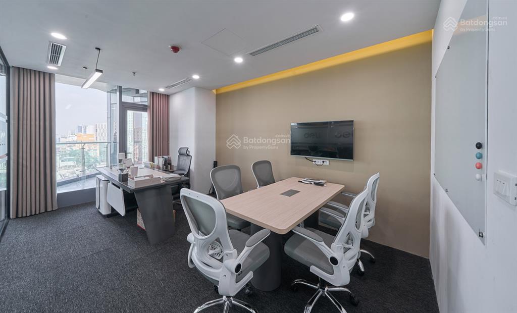 530m2 có cắt nhỏ từ 100m2 cho thuê giá 300k/m2/th tại diamond flower 48 lê văn lương